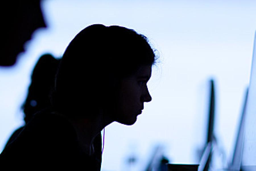 Student at computer lab